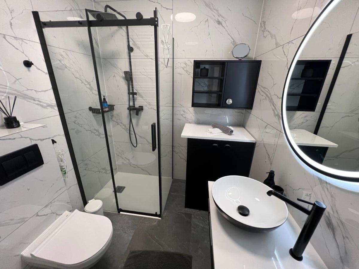 שצ'קלארסקה פוראובה Stone Hill Spa By Clima Apartment מראה חיצוני תמונה